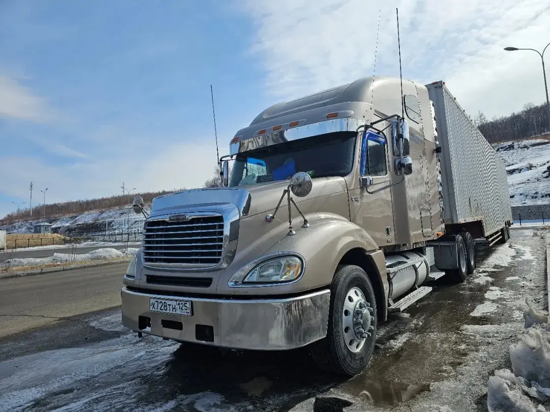 绥芬河口岸拍俄罗斯卡车番外篇,俄罗斯真是个全球卡车的博物馆