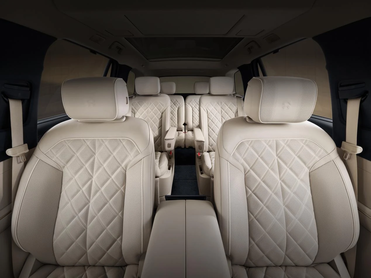 蔚来ES8尺寸提升_蔚来全新ES8预售价_蔚来es8