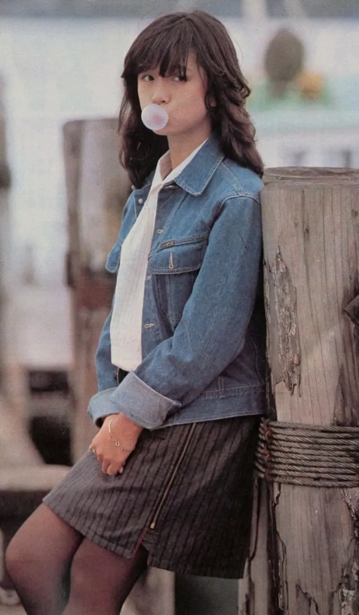 日本明星中森明菜高清壁纸头像