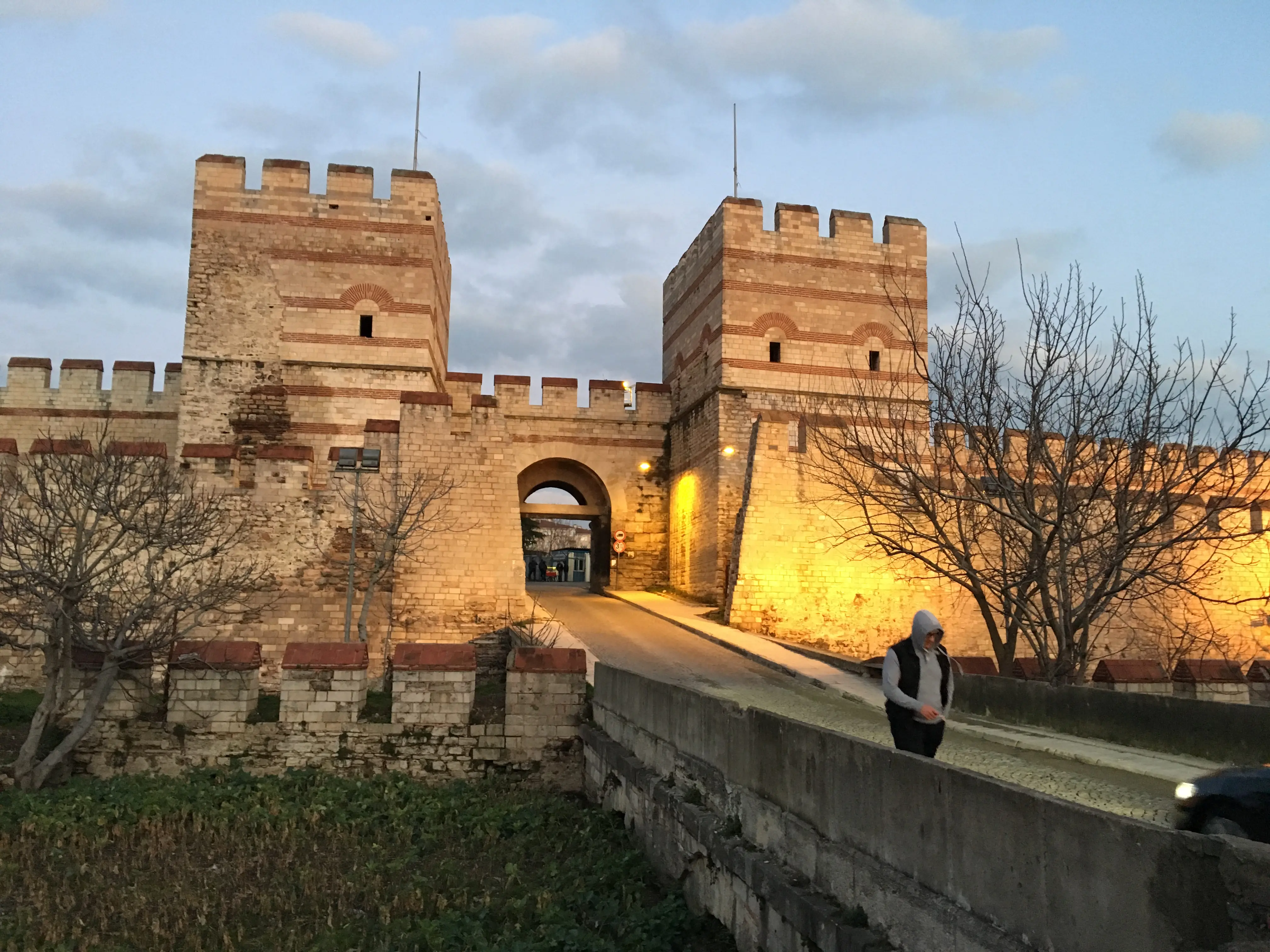 伊斯坦布尔 的城墙 citywalk(2) - 哔哩哔哩