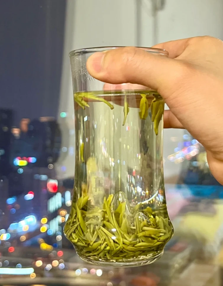 竹叶青茶·中秋茶礼,品味传统茶文化,共赏月圆 - 哔哩哔哩