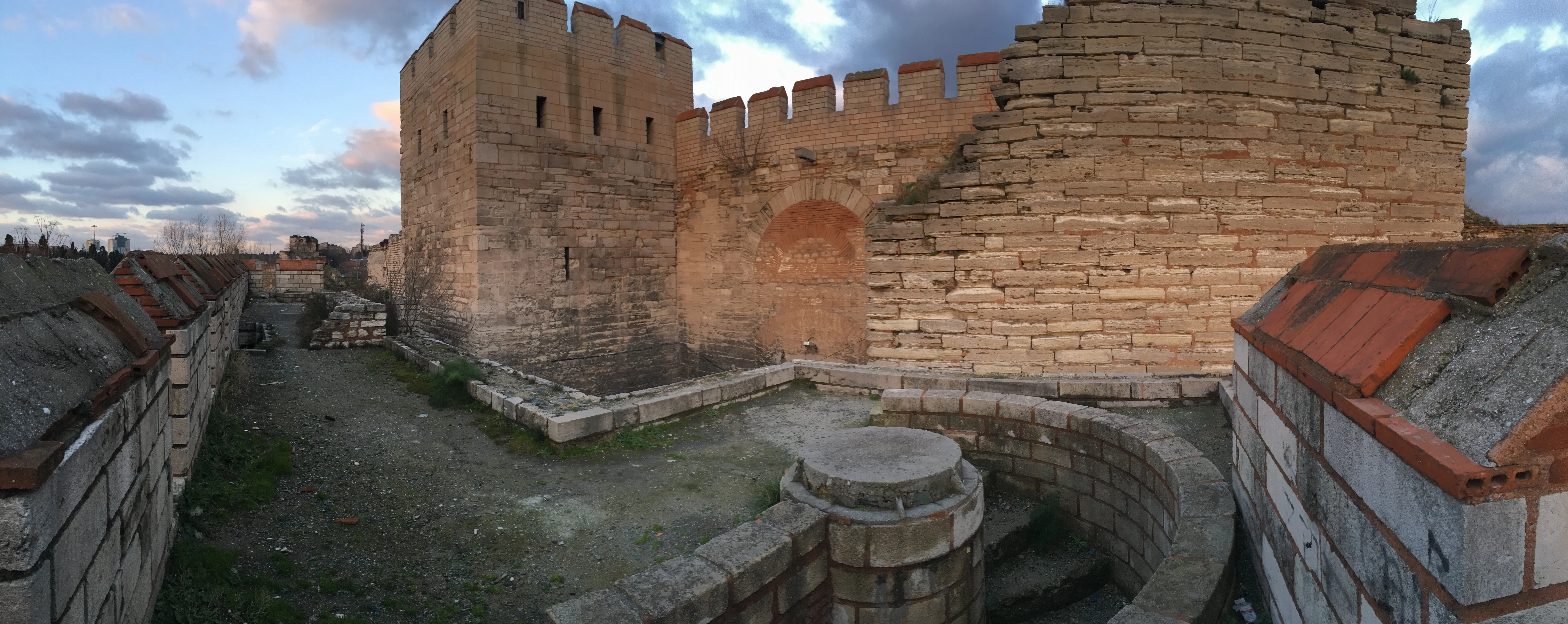 伊斯坦布尔 的城墙 citywalk(2) - 哔哩哔哩