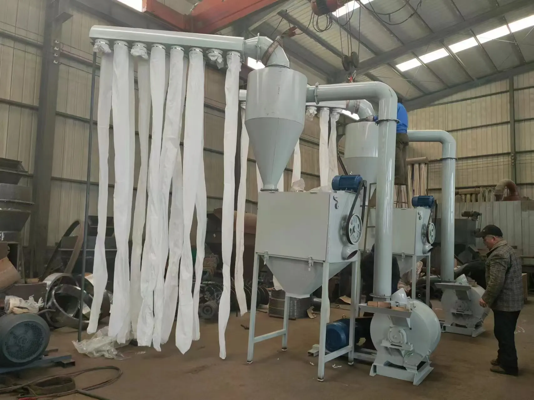 这款木粉机让你轻松变废为宝!