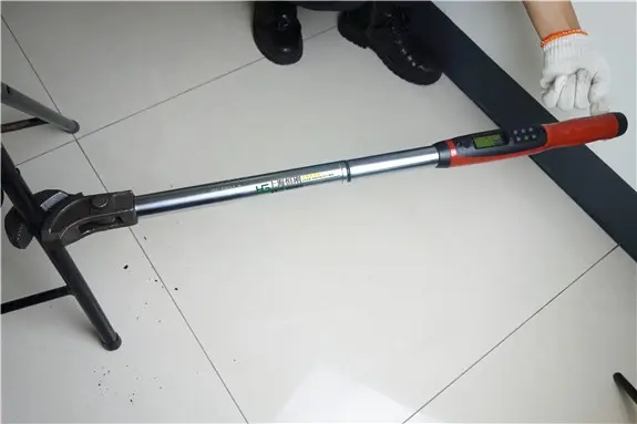 钢筋连接套筒施工扭力扳手 钢筋扭力扳手 钢筋数显管钳力矩扳手