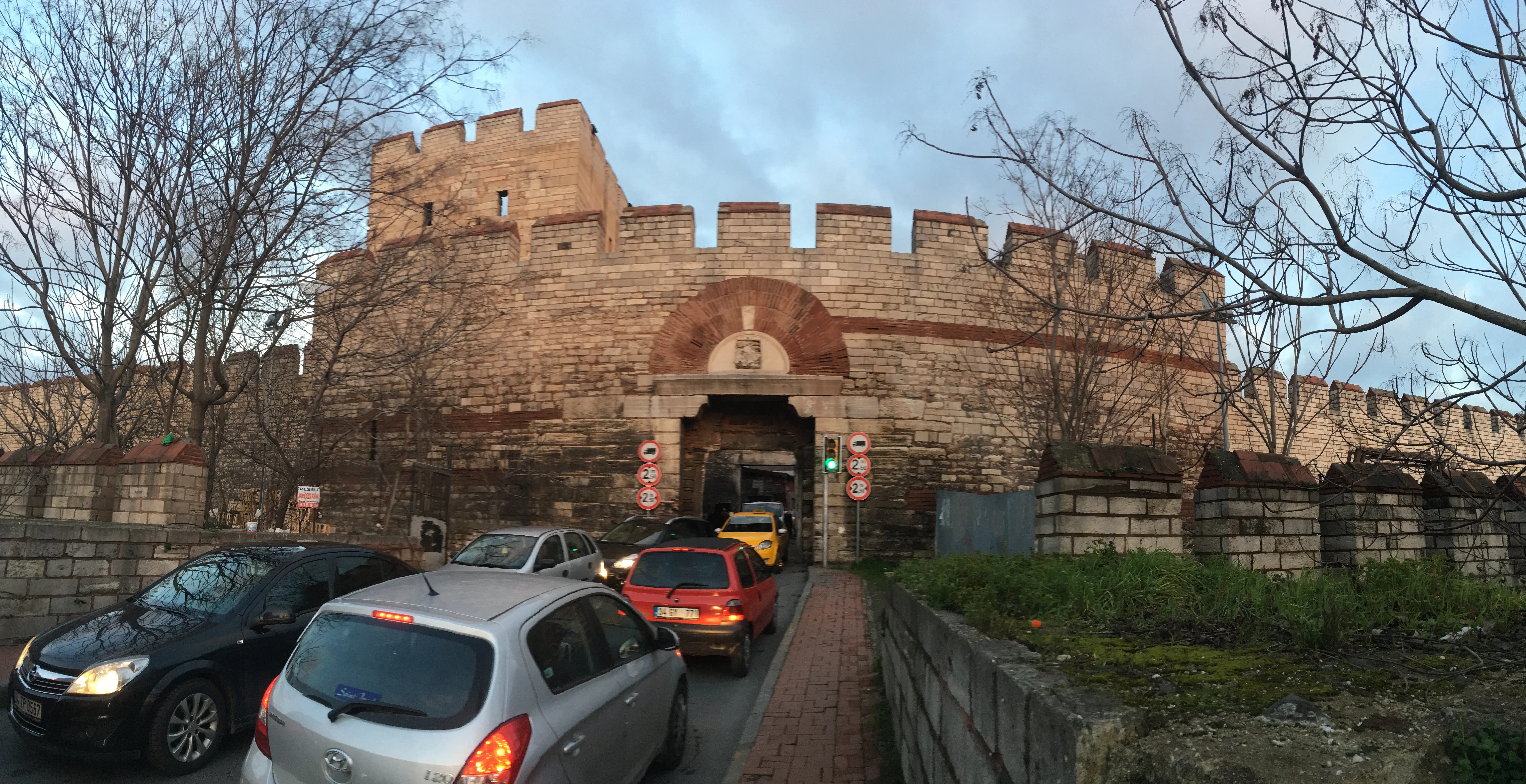 伊斯坦布尔 的城墙 citywalk(2) - 哔哩哔哩