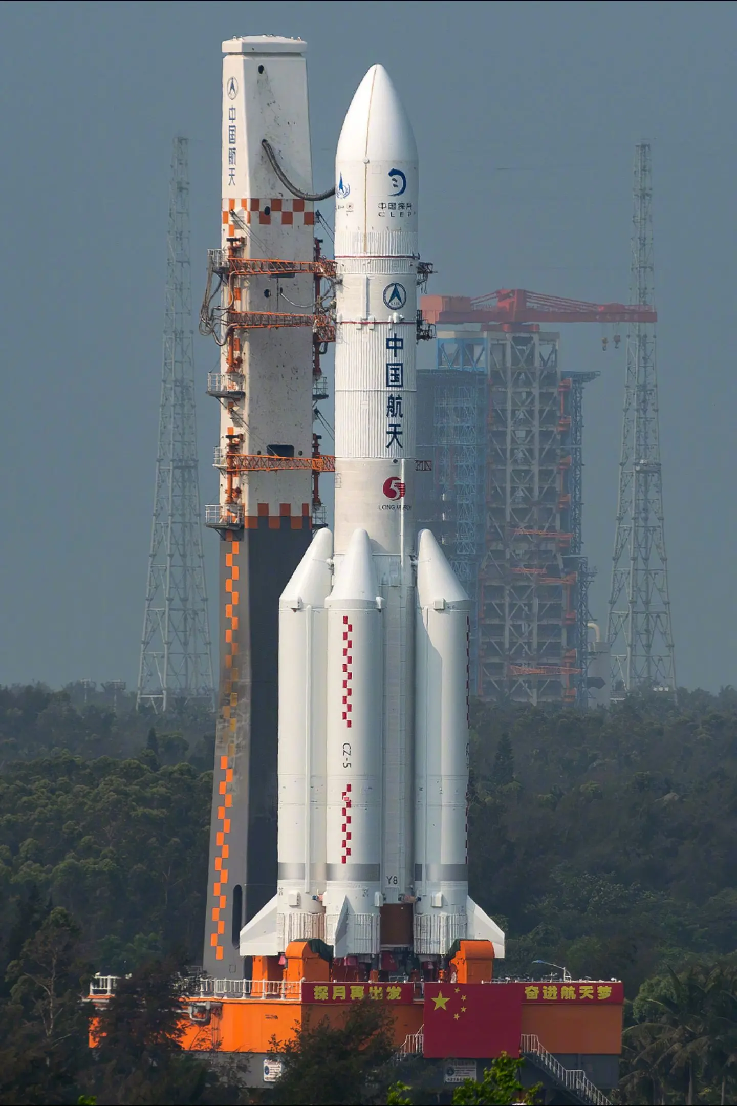 嫦娥六号发射倒计时,将首次实现月球背面采样返回,有哪些看点?