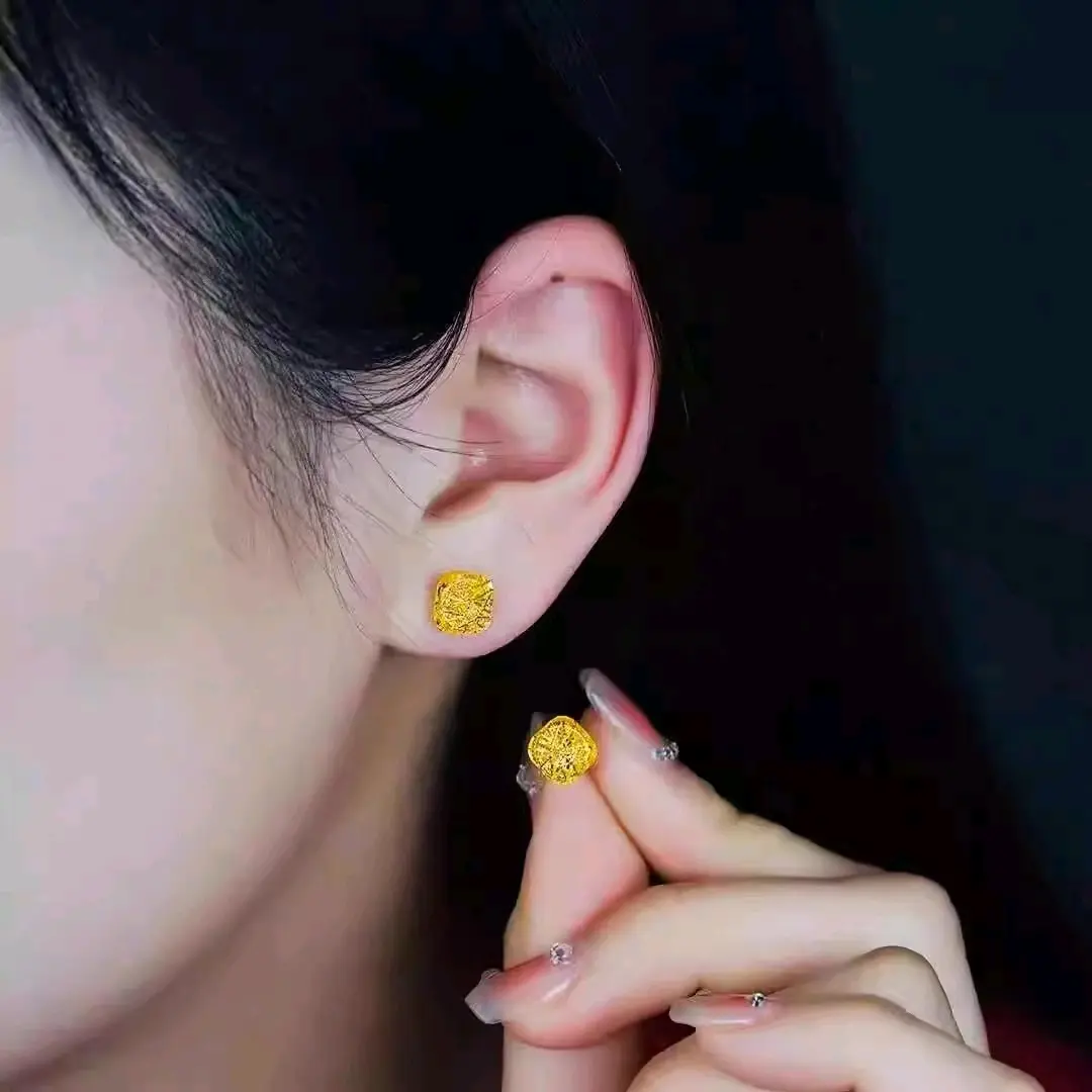 黄金小方糖耳饰