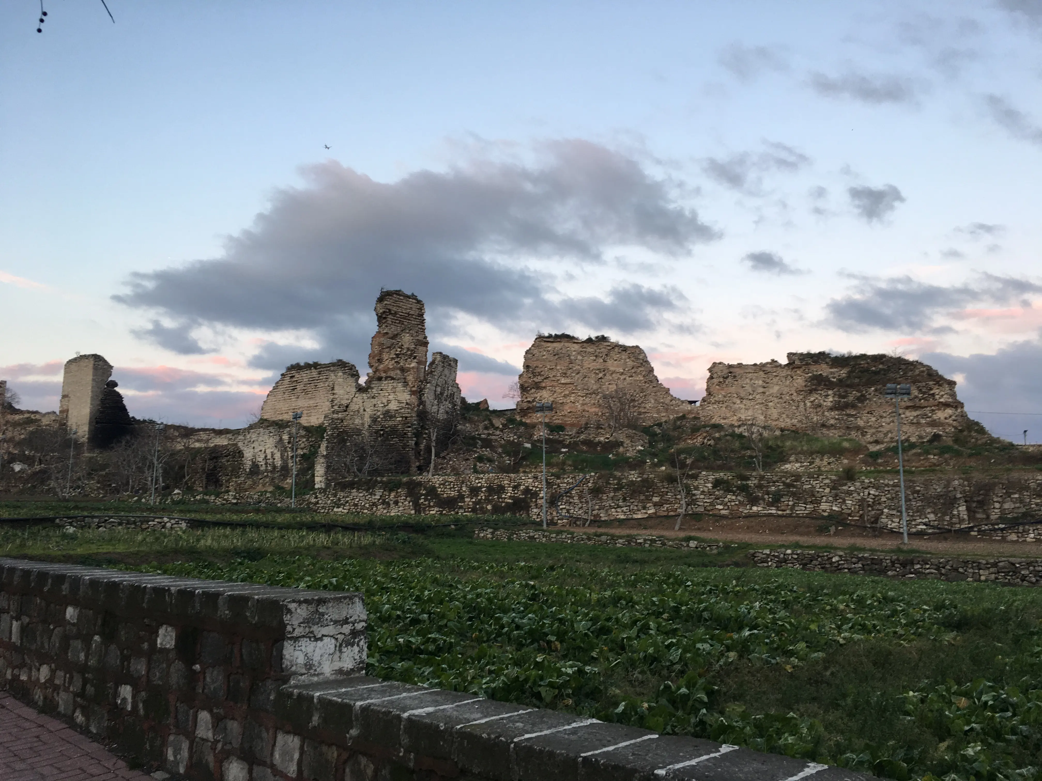 伊斯坦布尔 的城墙 citywalk(2) - 哔哩哔哩