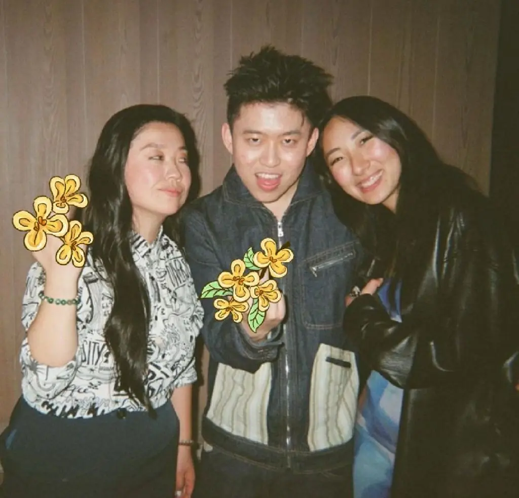 rich brian换女朋友了