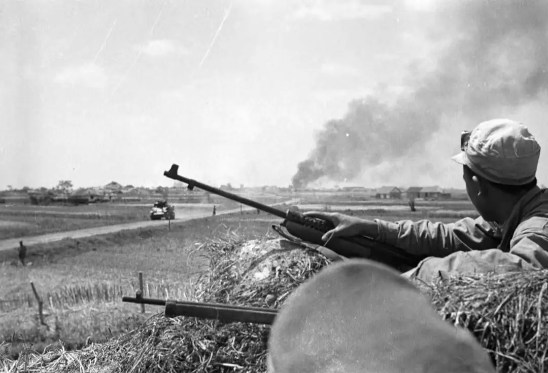 民国时期的中国军队【装甲车辆篇】