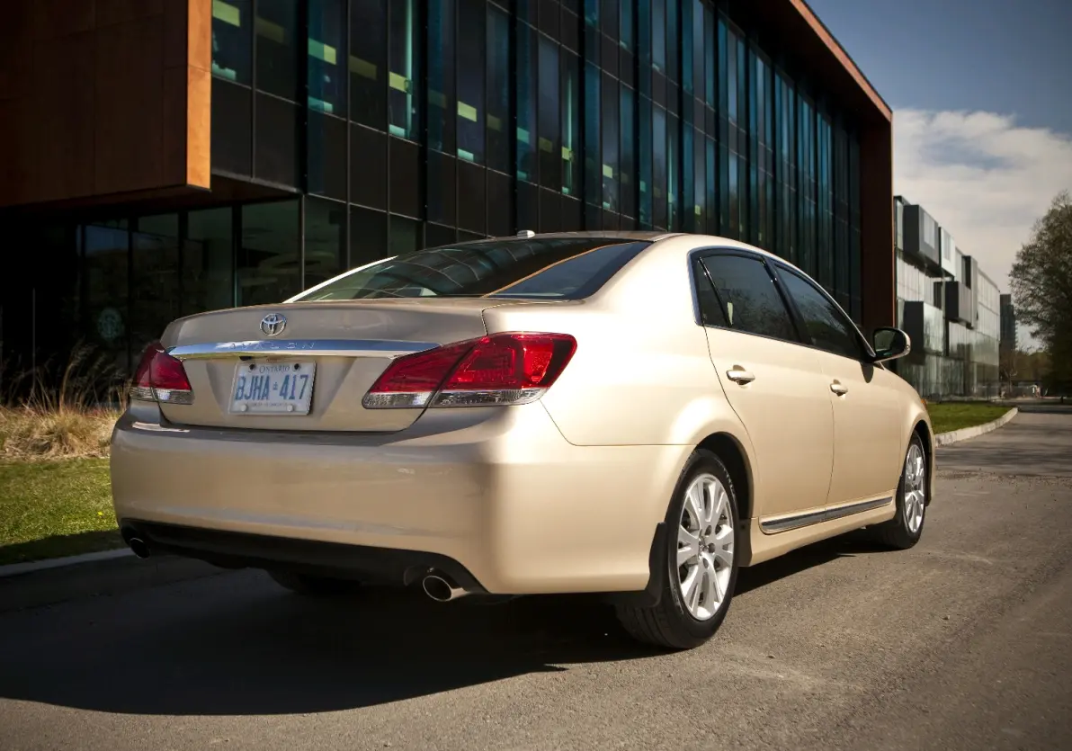 「披着日系外衣的美系轿车」丰田第三代亚洲龙