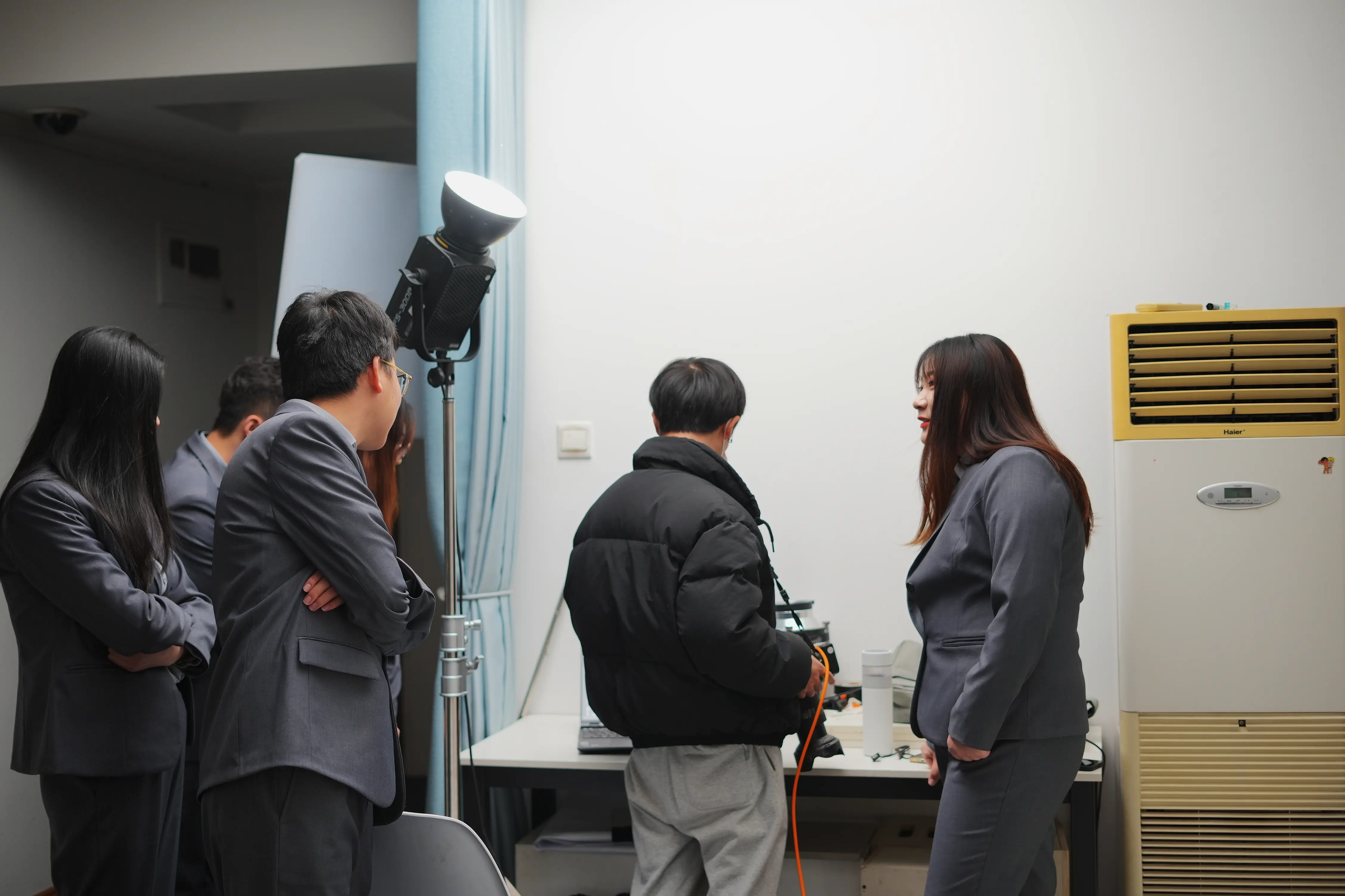 西安光影社形象照,商务照,职业照拍摄公司 - 哔哩哔哩