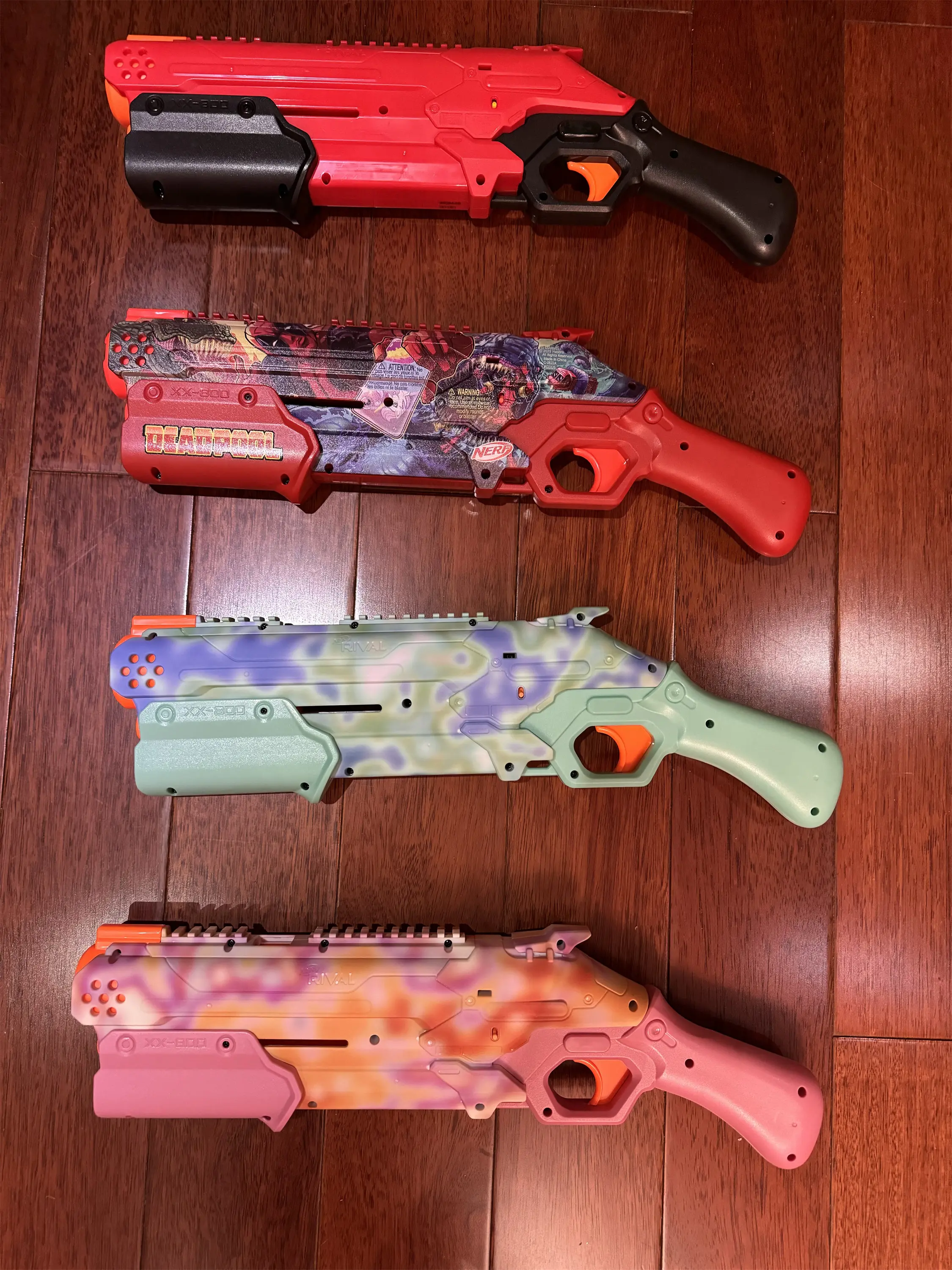 【情报】今年竞争者终于不再是二重奏 nerf漫威联名 死侍发射器