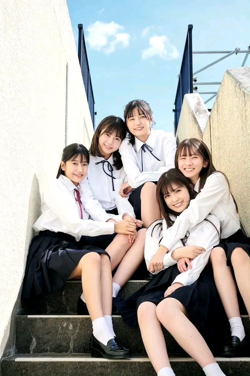 乃木坂46五期生写真,你要买吗? - 哔哩哔哩