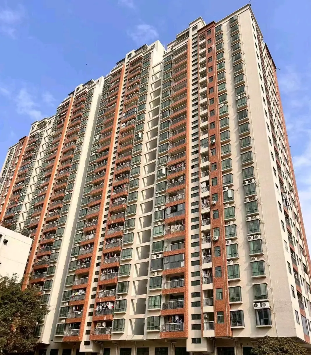 龙华观澜中心城花园丨观澜大四栋统建楼丨民水民电,超高实用率!