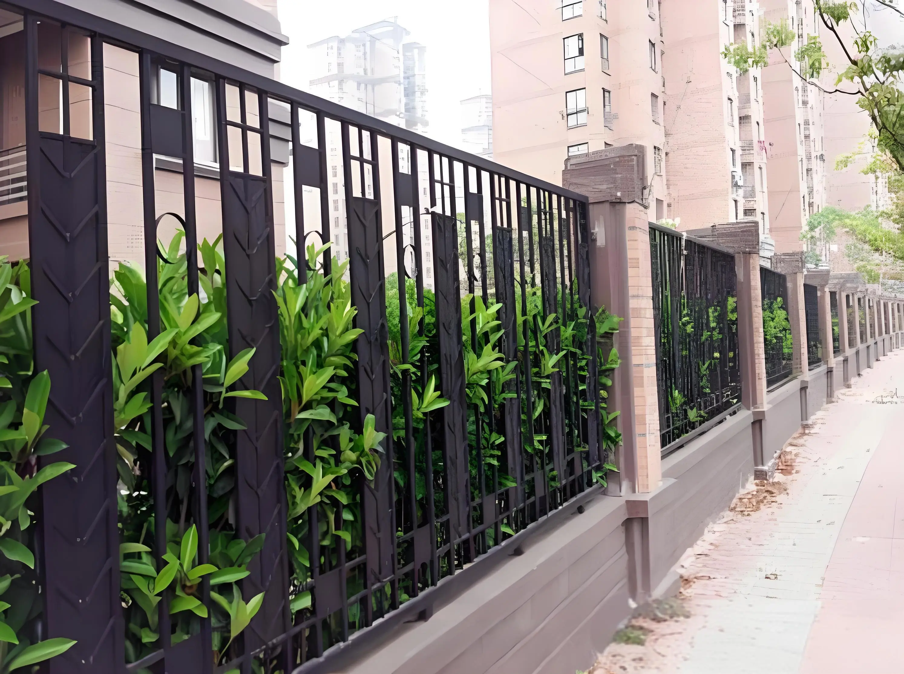 围墙护栏农村a围墙护栏农村选锌钢还pvc