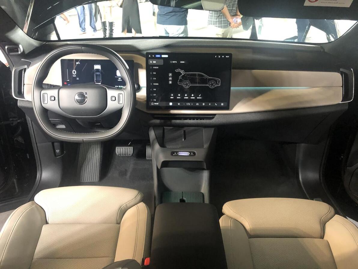 限时尊享价26.99万元起，沃尔沃全新XC70上市 - 哔哩哔哩