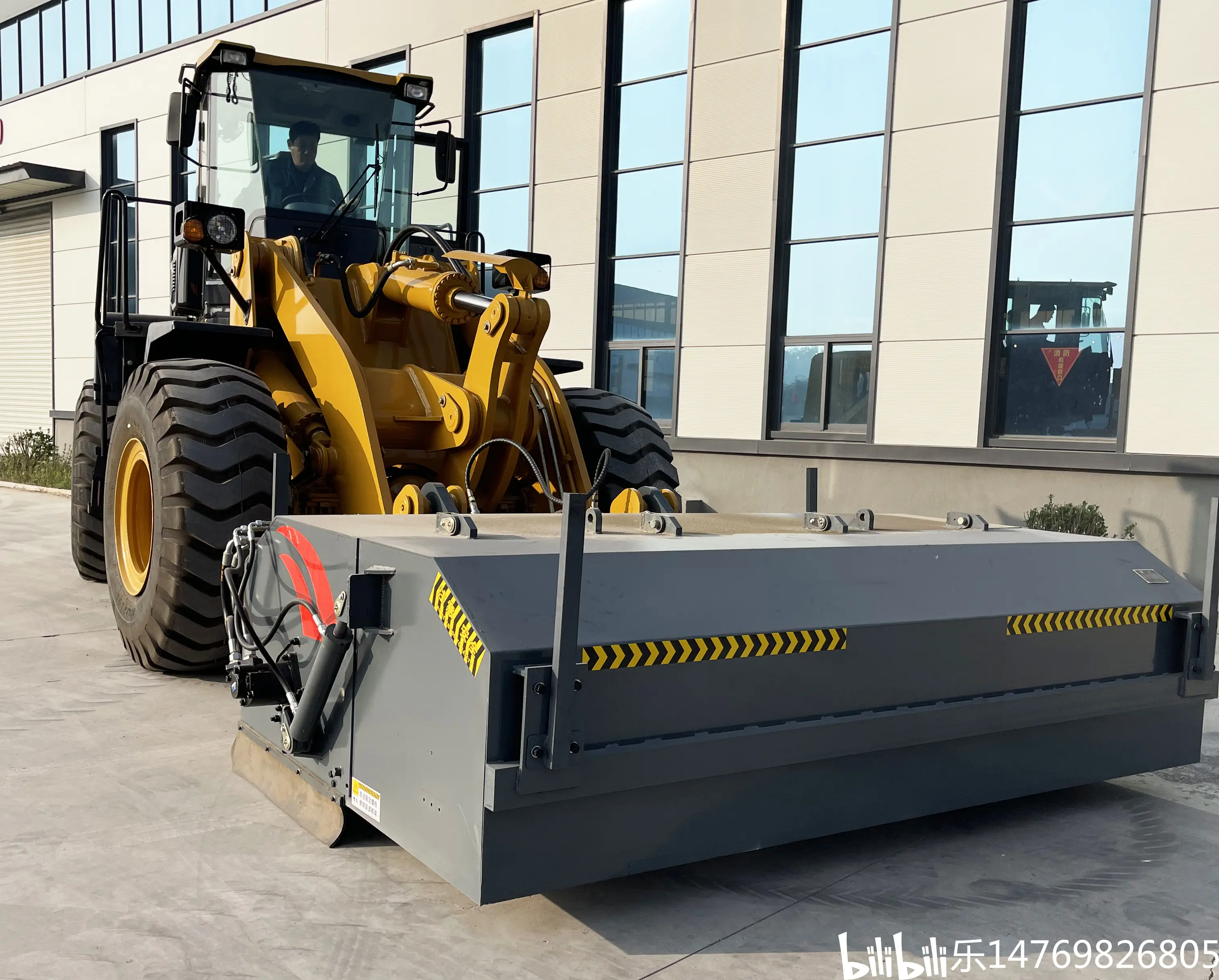 50 铲车安装清扫器的优点