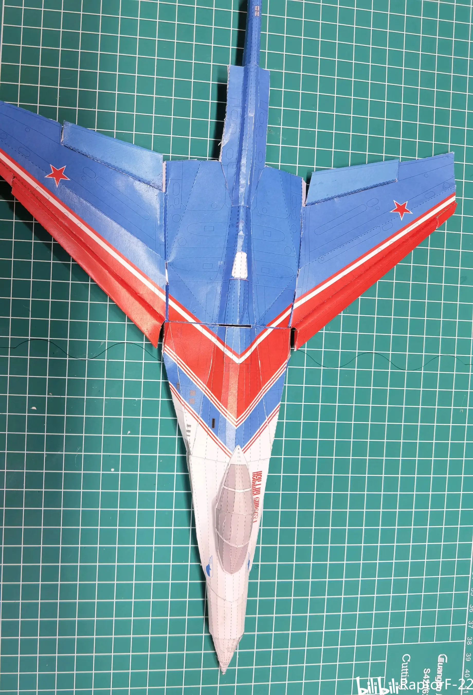 苏27纸模(逐风纸模)完成率:52%