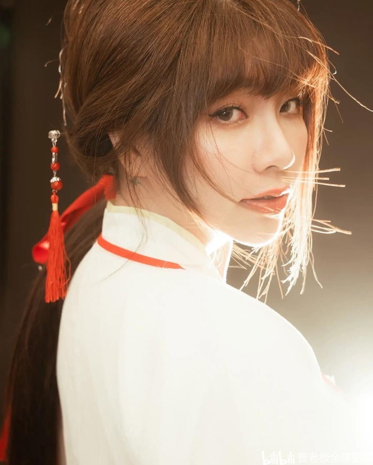 吴梦梦 作品写真、介绍资料 - 哔哩哔哩