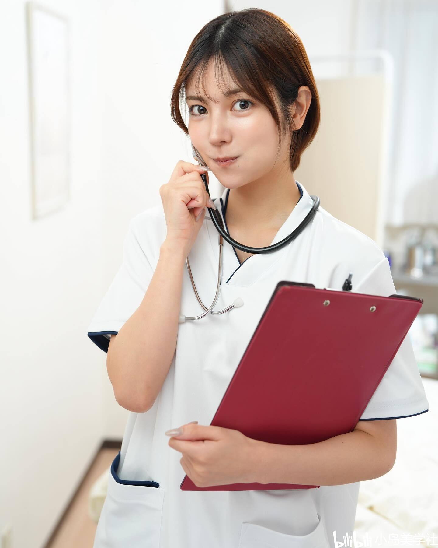 枫花恋/枫可怜(楓カレン,田中レモン),作品美图、介绍资料 - 哔哩哔哩