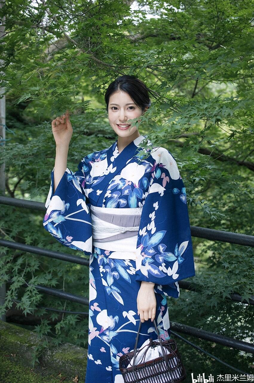 阿部夏树写真集 阿部なつき、夏の1日 - 哔哩哔哩