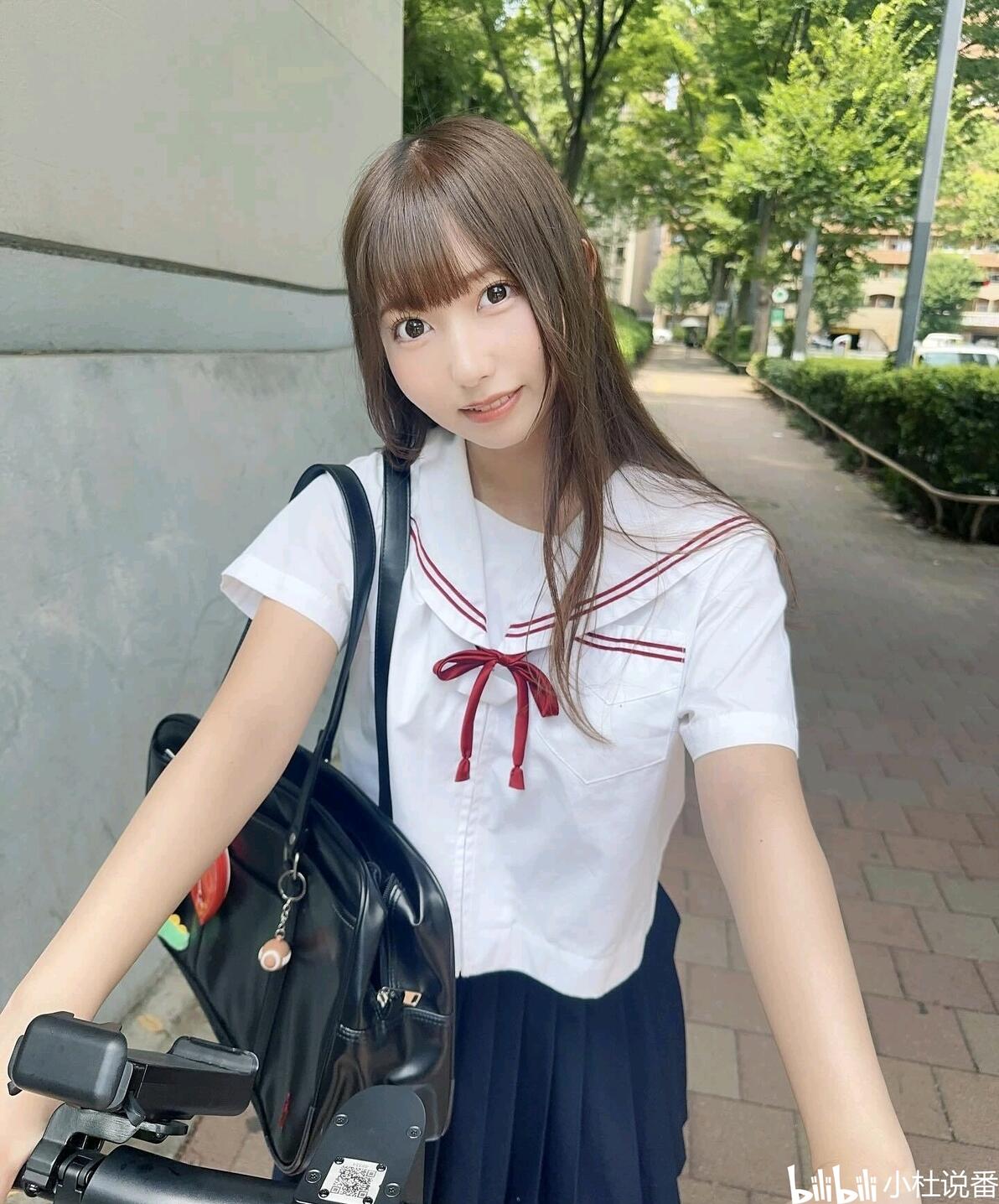 1分钟认识岛国老师-逢泽美优（179） - 哔哩哔哩