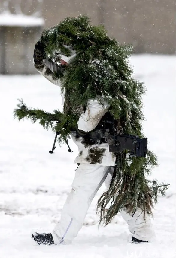 如何自制吉利服? - 哔哩哔哩