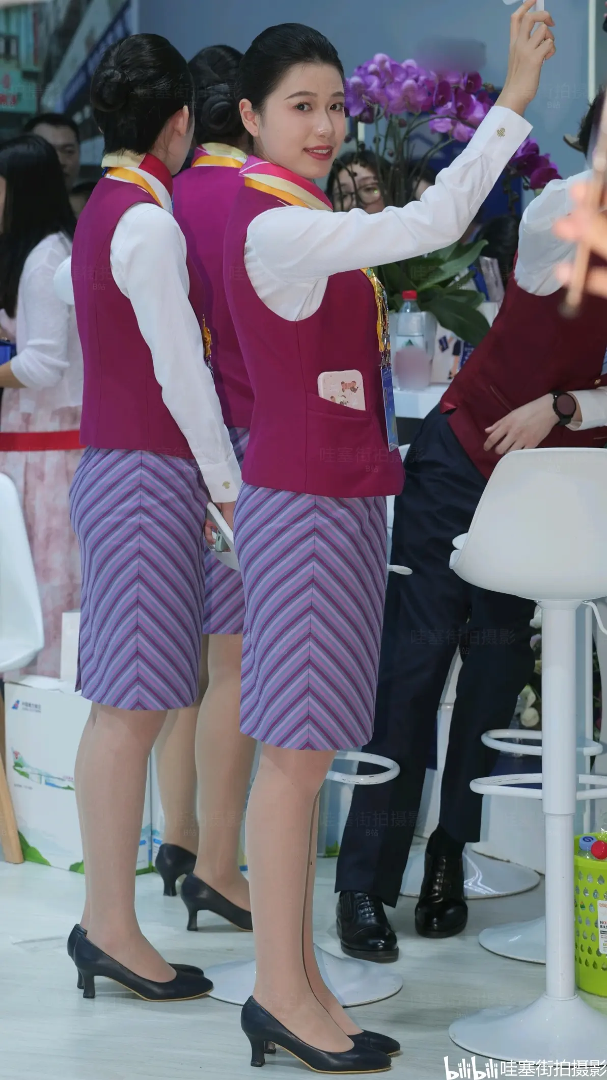 展会气质小姐姐制服肉丝