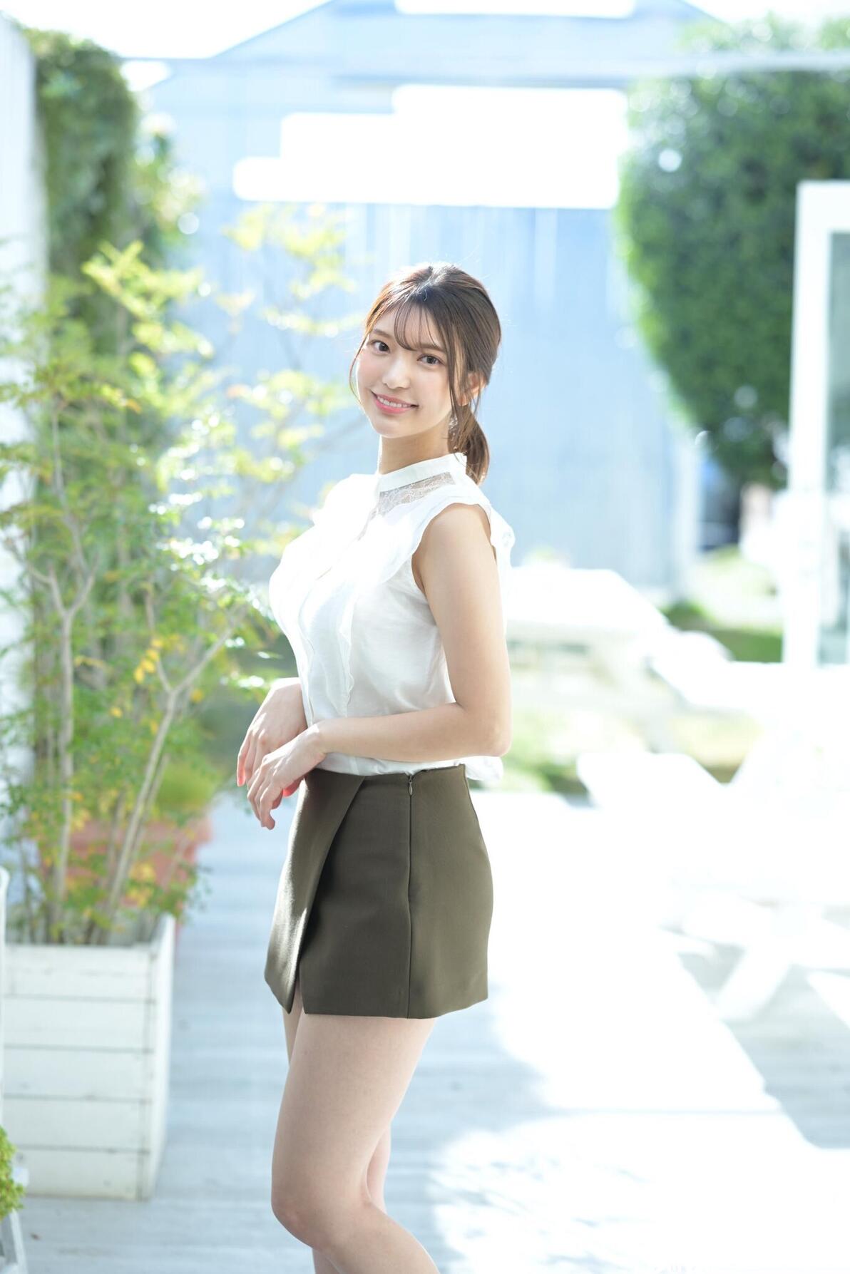 仓木华（倉木華），作品美图、介绍资料 - 哔哩哔哩