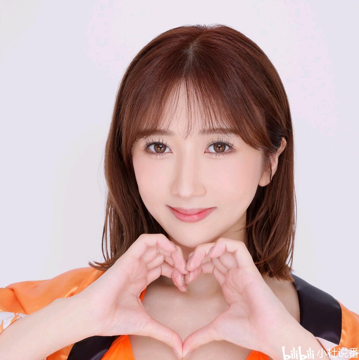 1分钟认识岛国老师-大槻响（114） - 哔哩哔哩