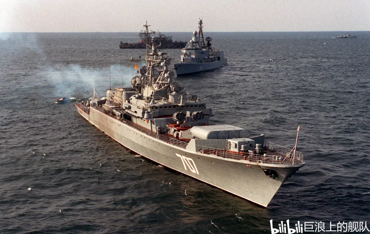 苏联1135 克里瓦克级krivak护卫舰 burevestnik