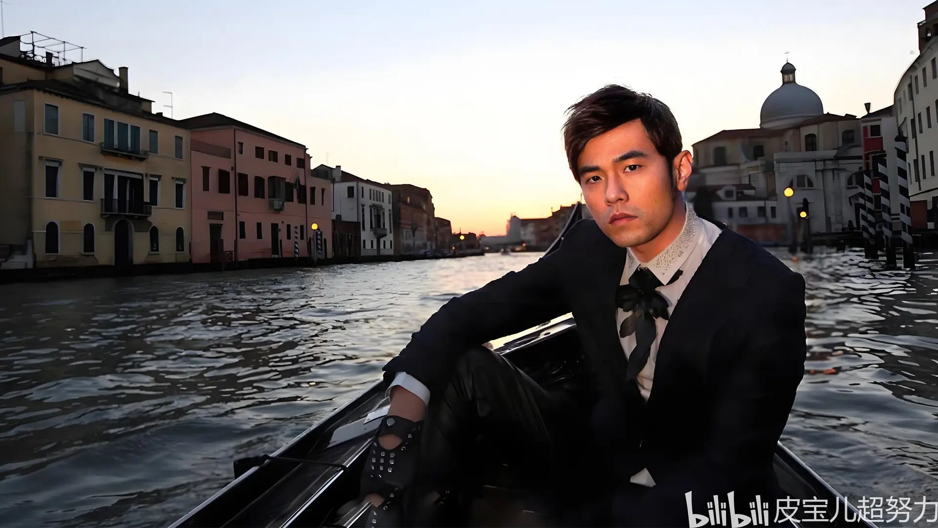 《我的地盘》是周杰伦在2004年发行的专辑《叶惠美》中的一首歌曲.
