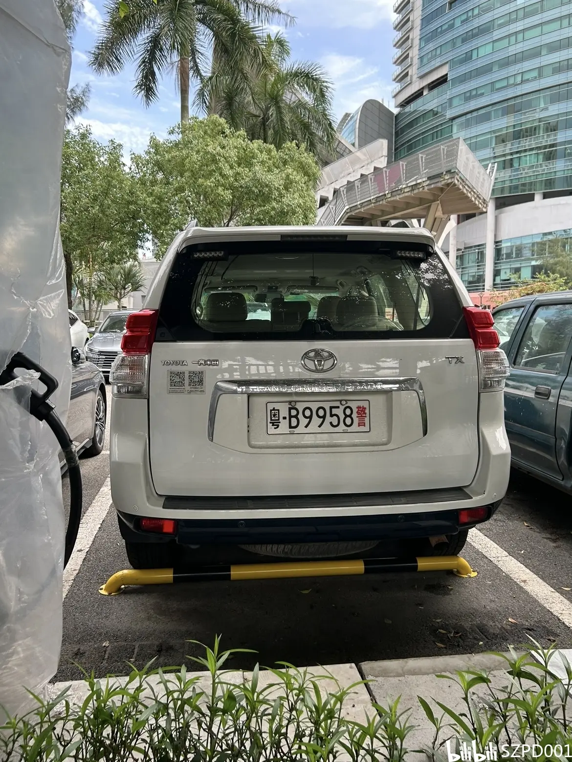 福田交警本田crv,算是深圳交警警车的主力了,其他常见的