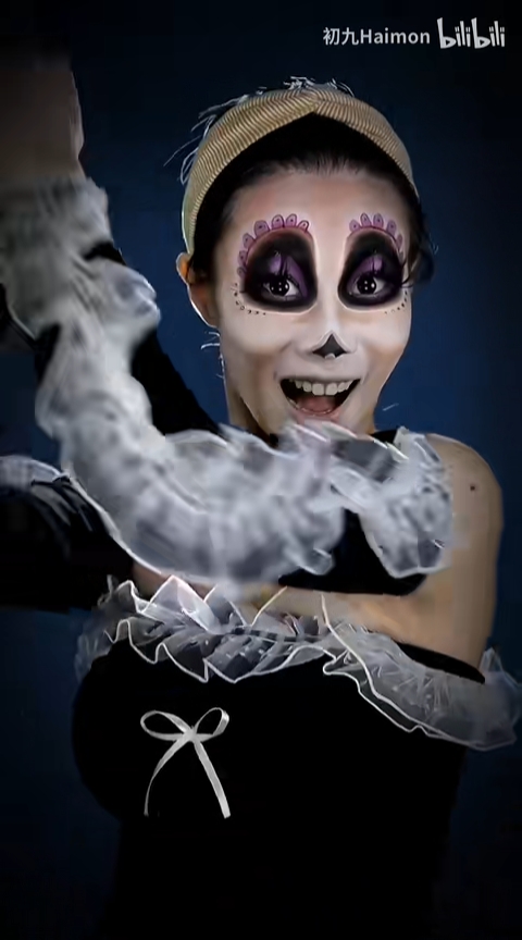 万圣节特别角色 寻梦环游记梅尔达仿妆 - 哔哩哔哩