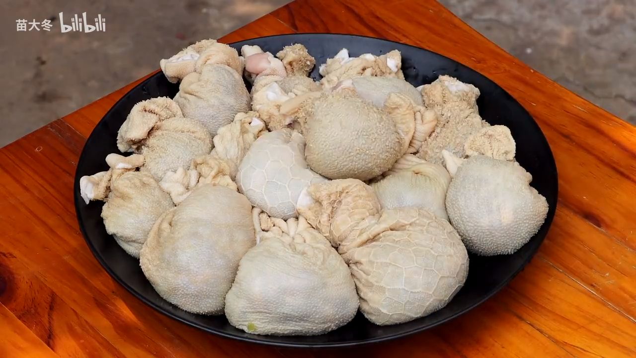 1根羊腿2套羊肚,大冬做"肚包肉",皮弹肉嫩超解馋 - 哔哩哔哩