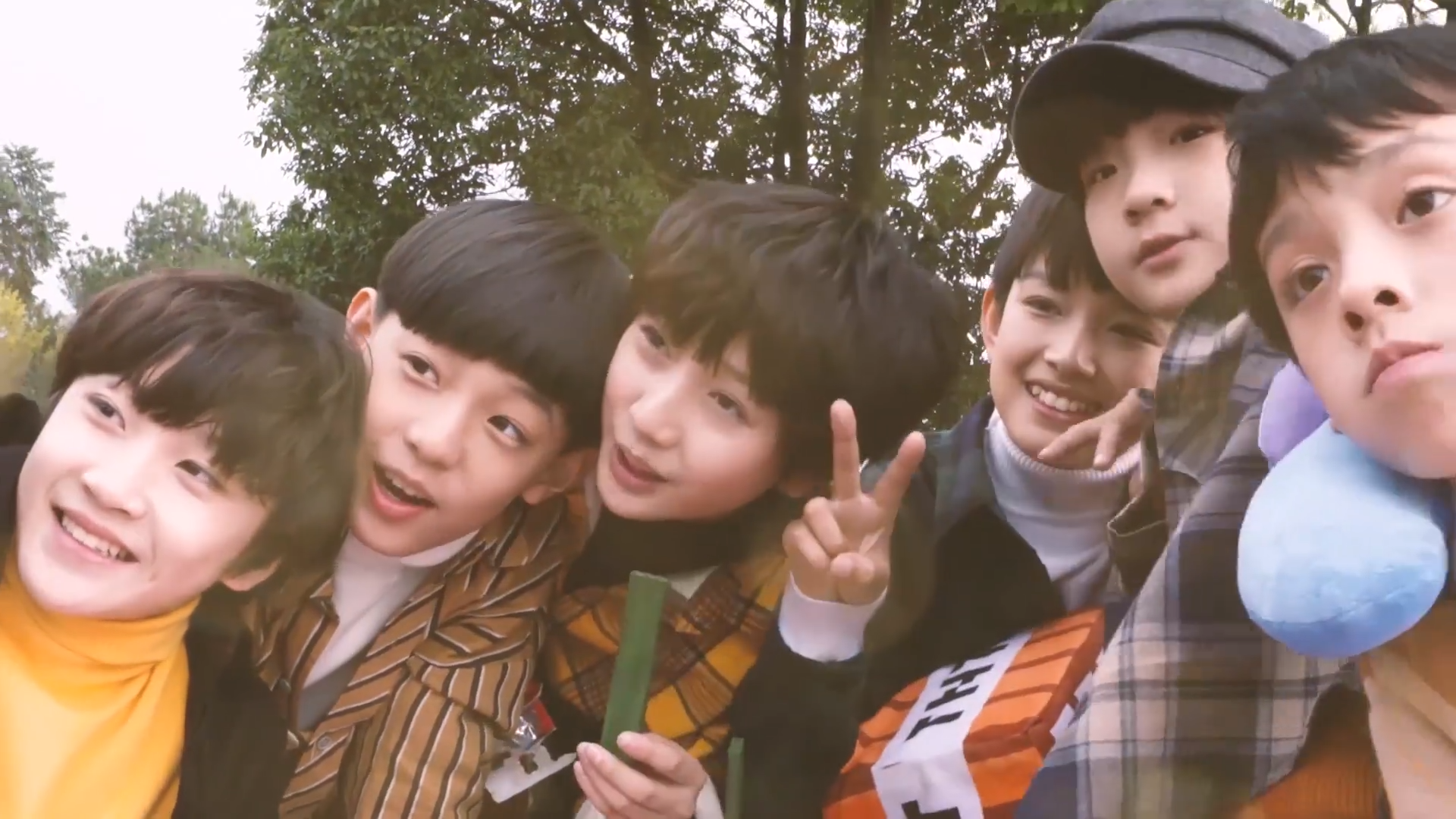 【tf家族】tf少年进化实录 - 初见 - 哔哩哔哩