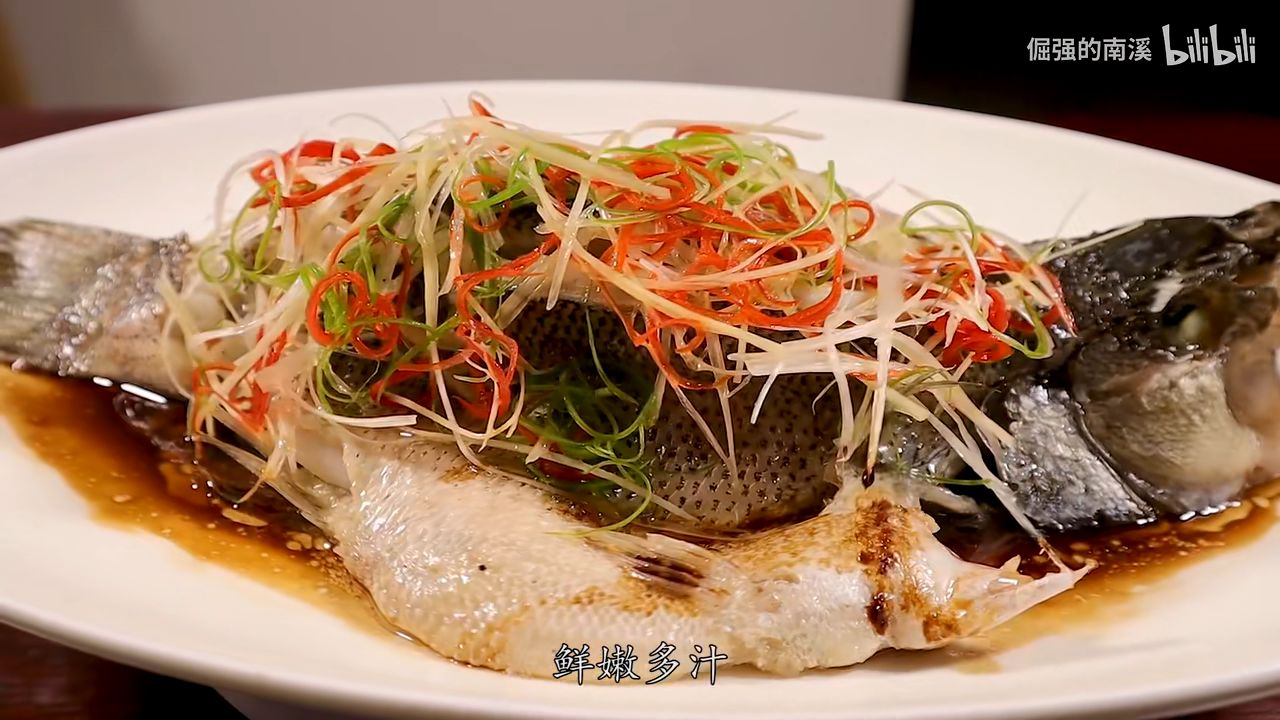 清蒸鲈鱼 鲈鱼到底该怎样腌制?蒸几分钟恰到好处?