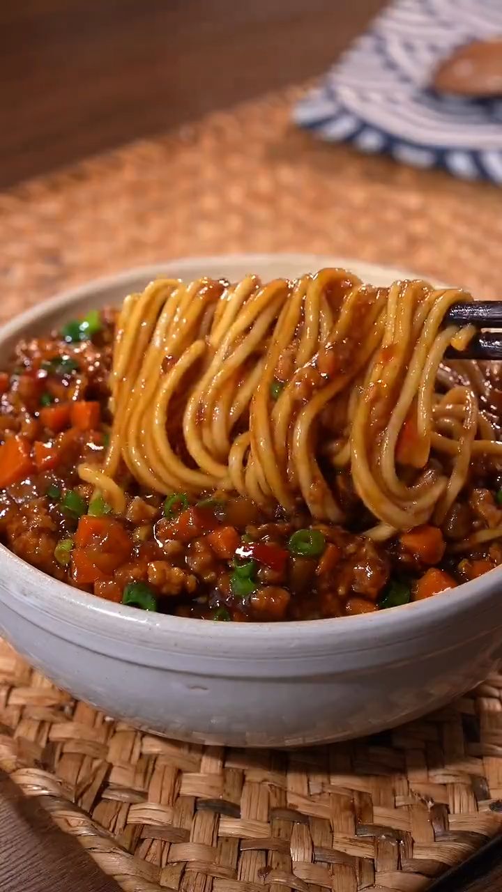 我每次做这个土豆肉酱面,老公和孩子都对我赞不绝口,一人吃了两大碗