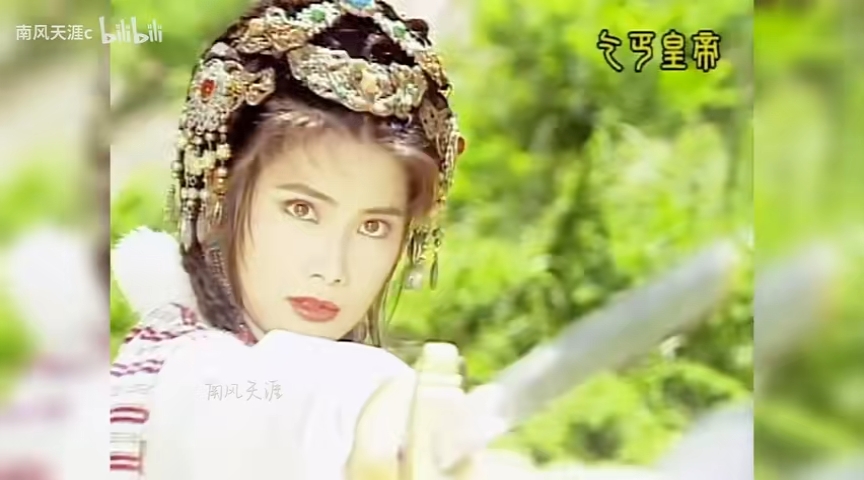 《乱世情缘》又名《乞丐皇帝传奇》,是由梁凯程执导,何家劲,杨丽菁,吴