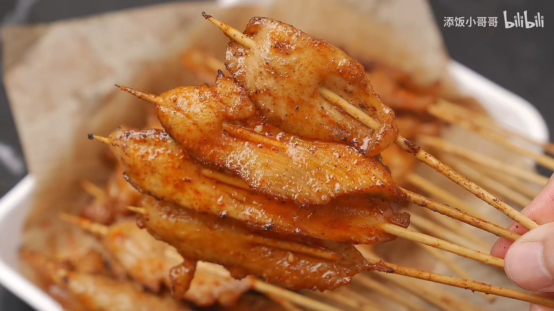 【炸里脊串】当美食up怀念校园生活的时候,必须先是校门口的路边摊