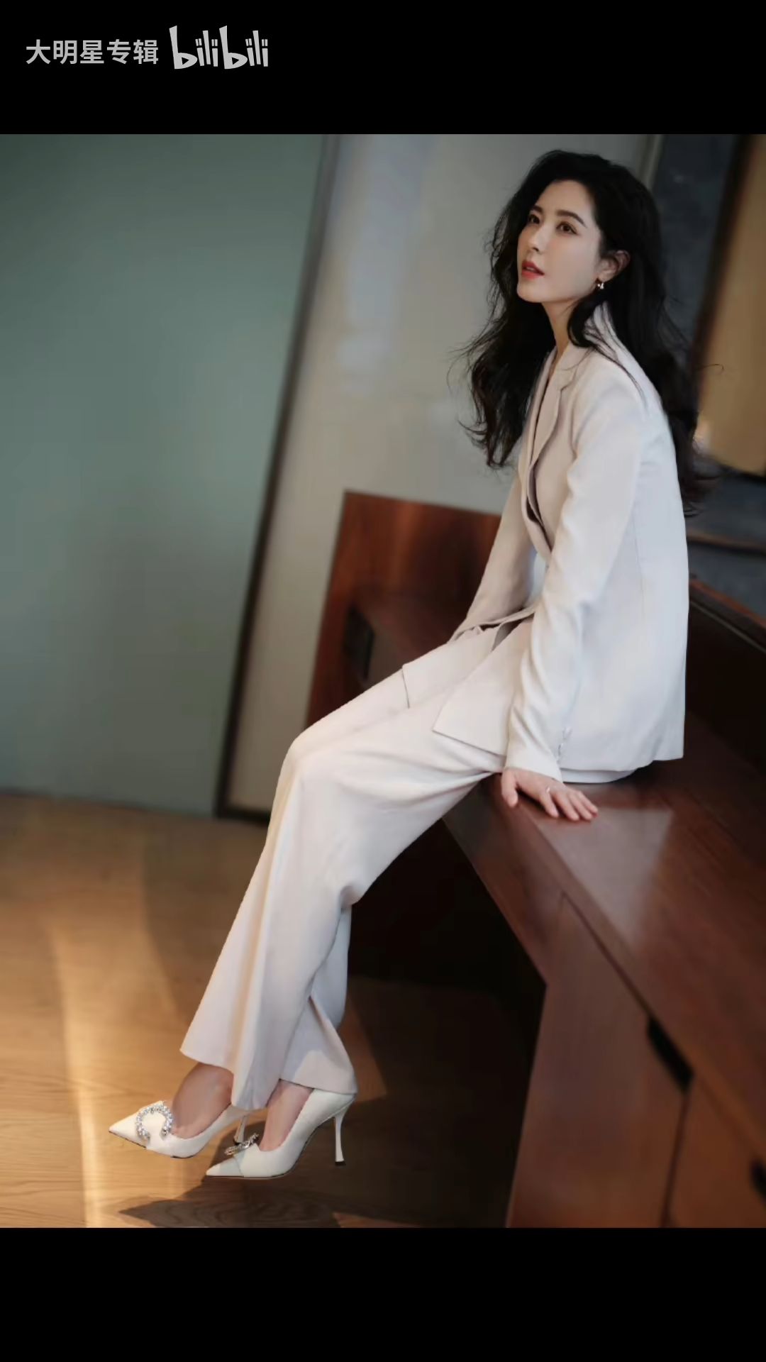 曾黎的高跟鞋t1 - 哔哩哔哩