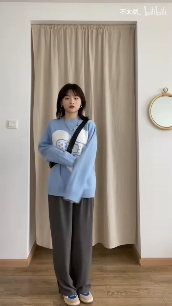 160cm55kg早秋look|美式校园风|复古甜酷～ - 哔哩哔哩