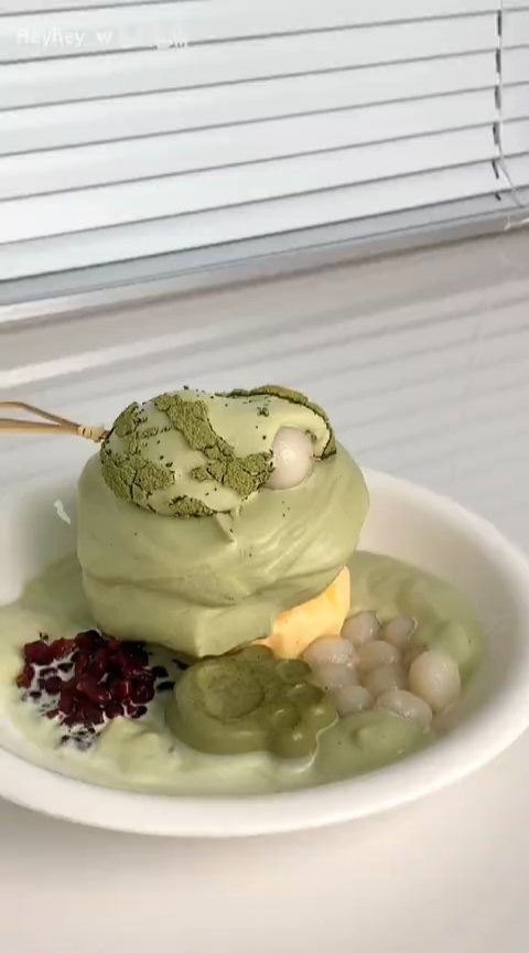 抹茶爆浆舒芙蕾? 高颜值下午茶必备? - 哔哩哔哩