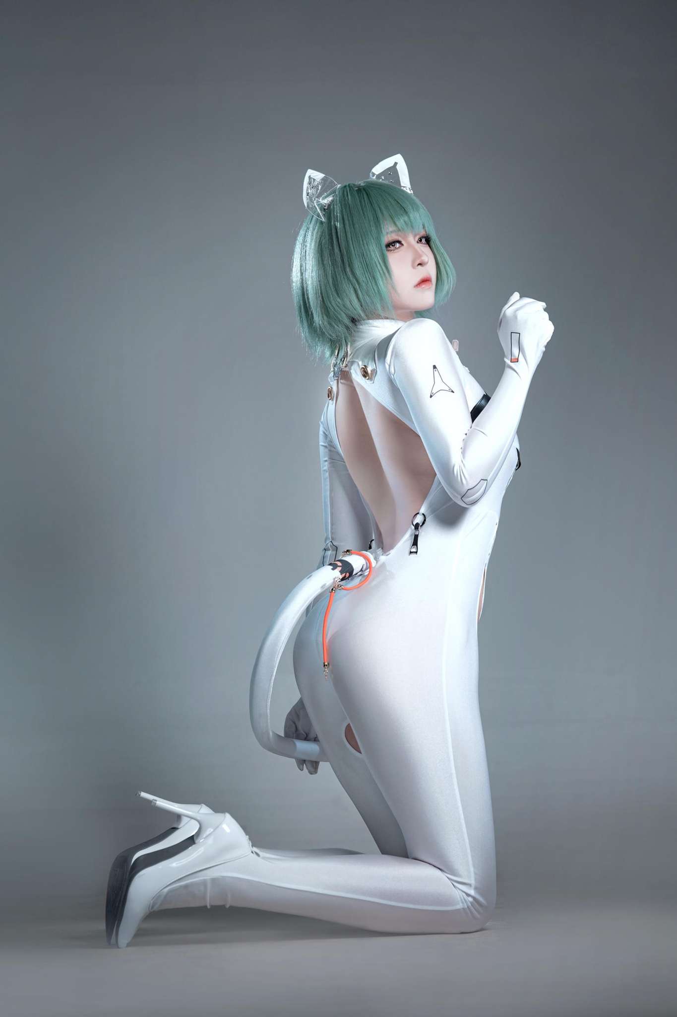 半半子 Vol.090 纳希莫夫 [38P-260MB]-吾爱二次元