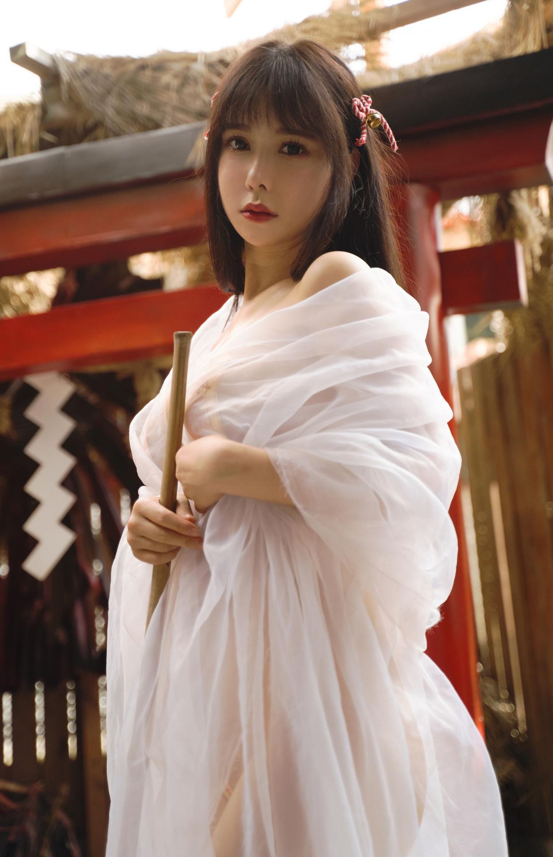 亚马逊鲶鱼 Vol.025 神社符纸巫女 [96P-1.20GB]-吾爱二次元