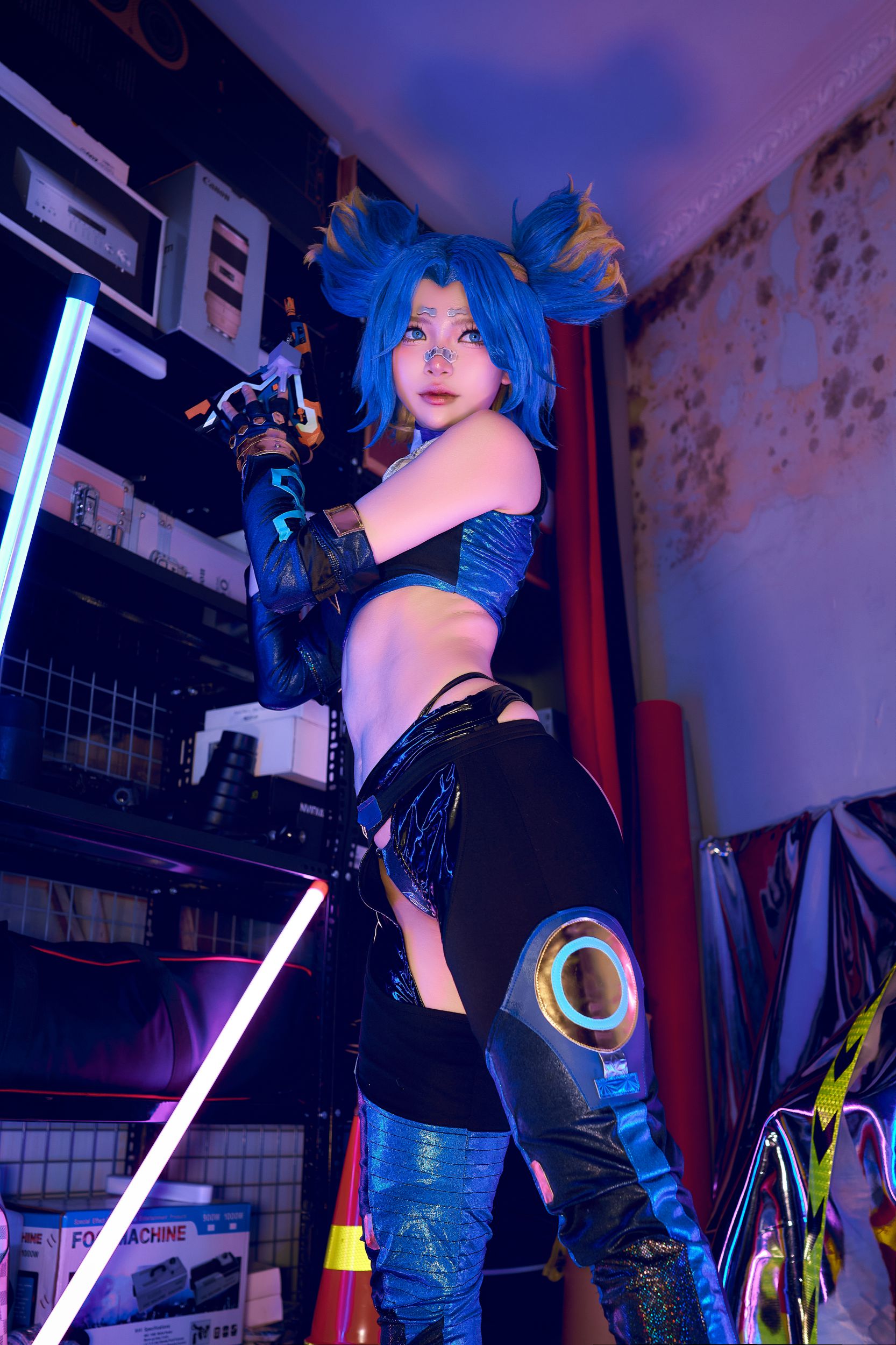 ZinieQ Vol.062 Valorant Neon[40P2V-610M]-吾爱二次元