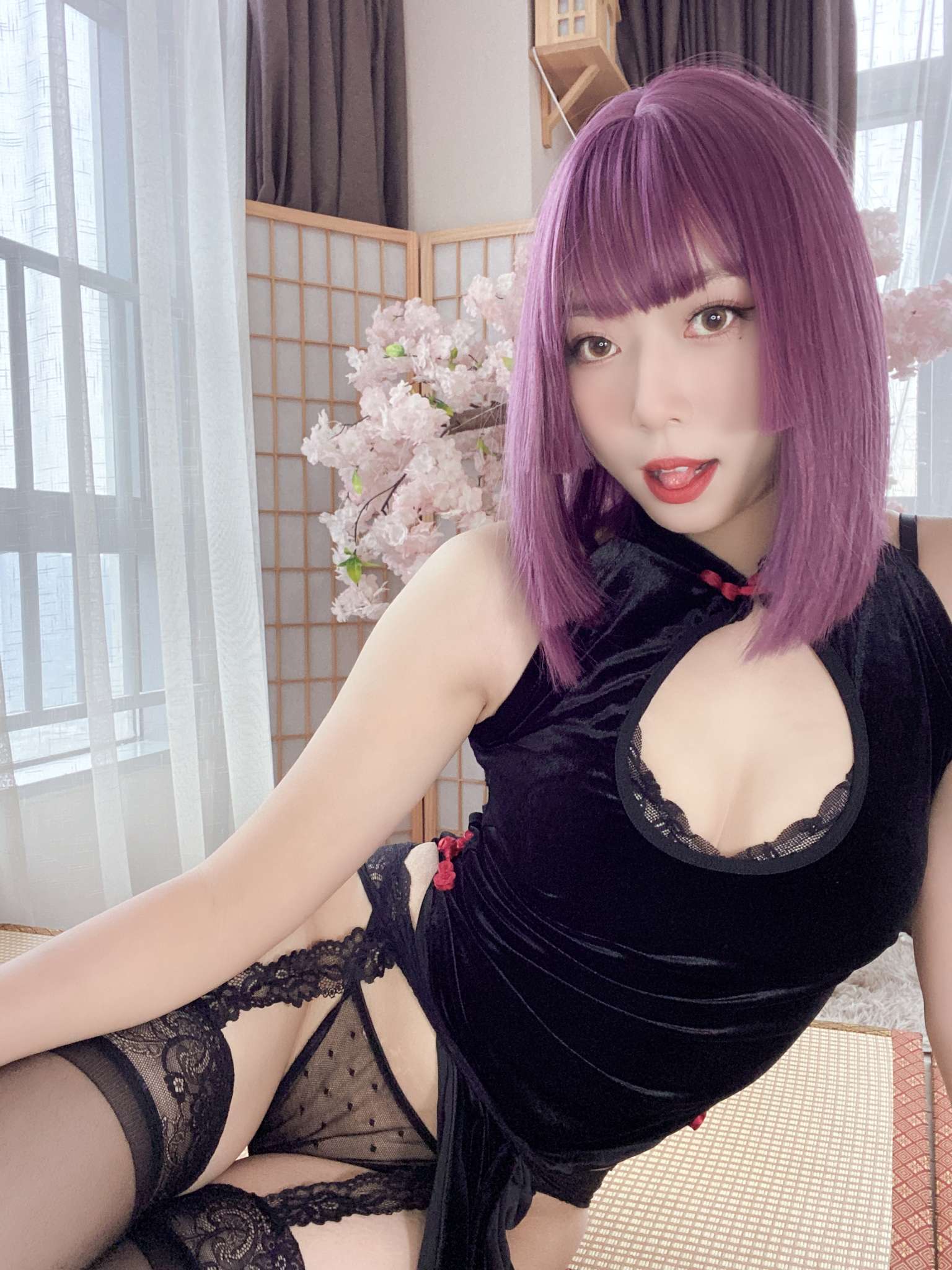 Money冷冷 Vol.046 高叉 旗袍蕾丝裙[107P1V-2.42GB]-吾爱二次元