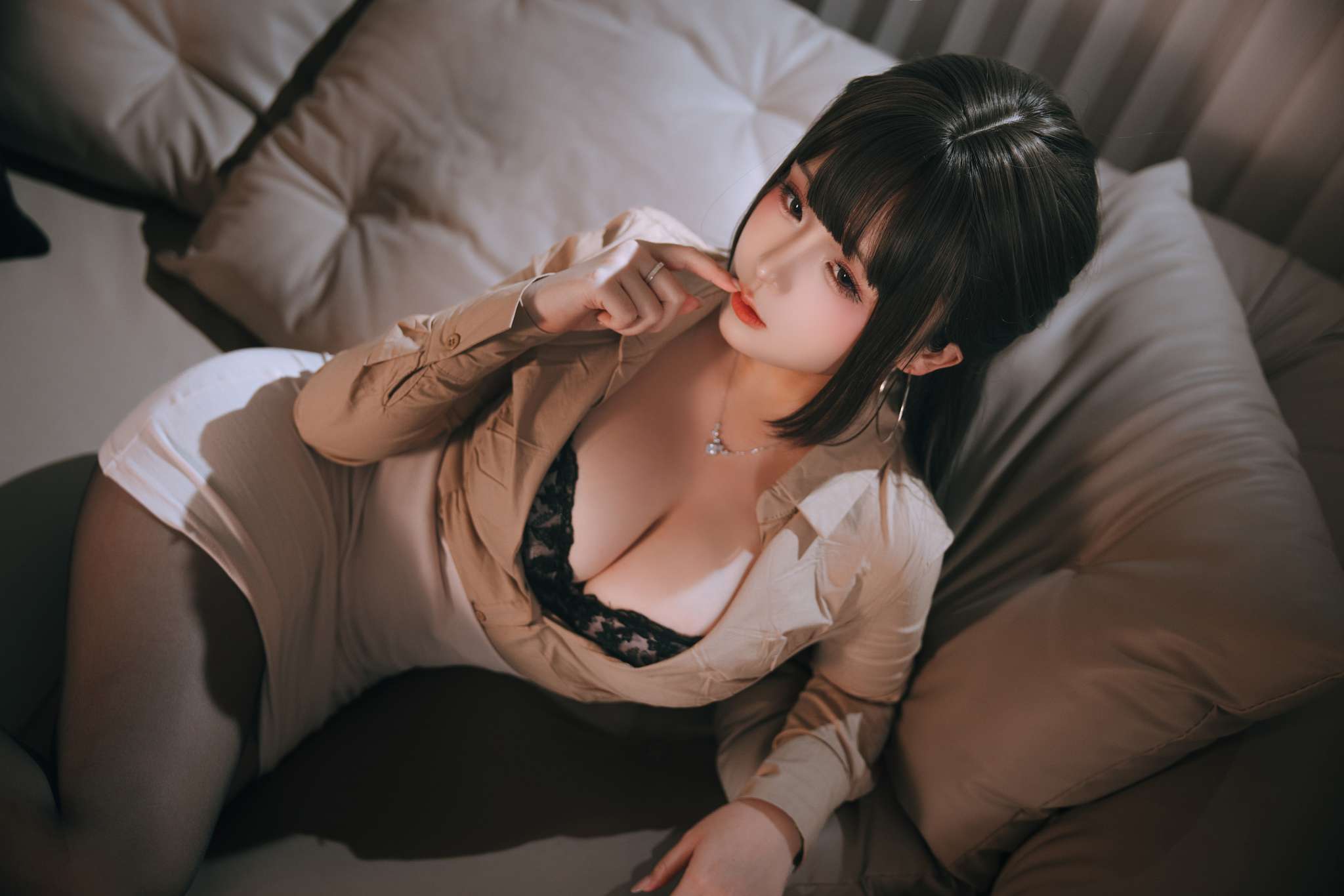 日奈娇 Vol.152  醉酒同事[195P7V-2.02G]-吾爱二次元