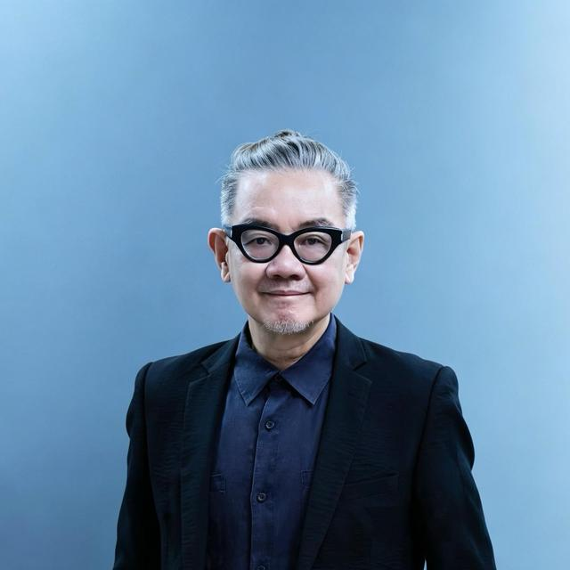李偲菘